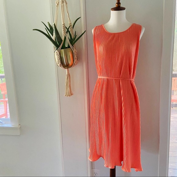 Ann Taylor Pleated Dress Coral Sleeveless Small - Picture 1 of 6